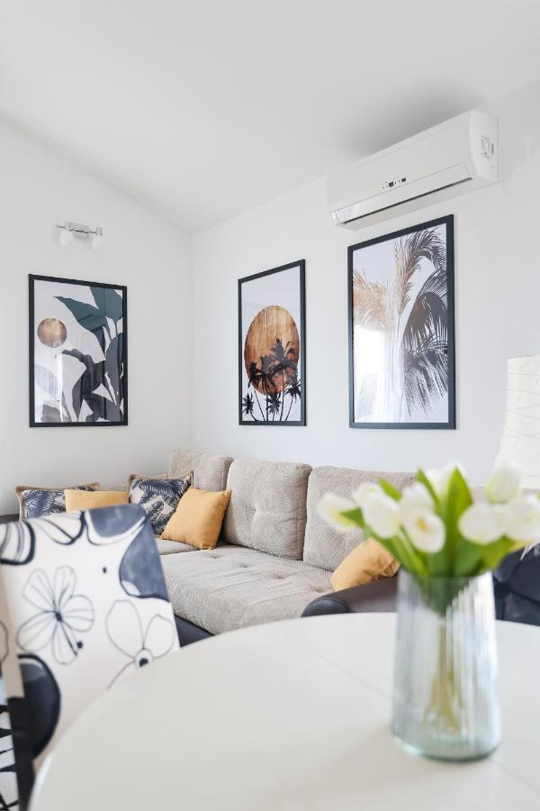 Chill 4 Real Sea View Mandre Apartment Exterior foto